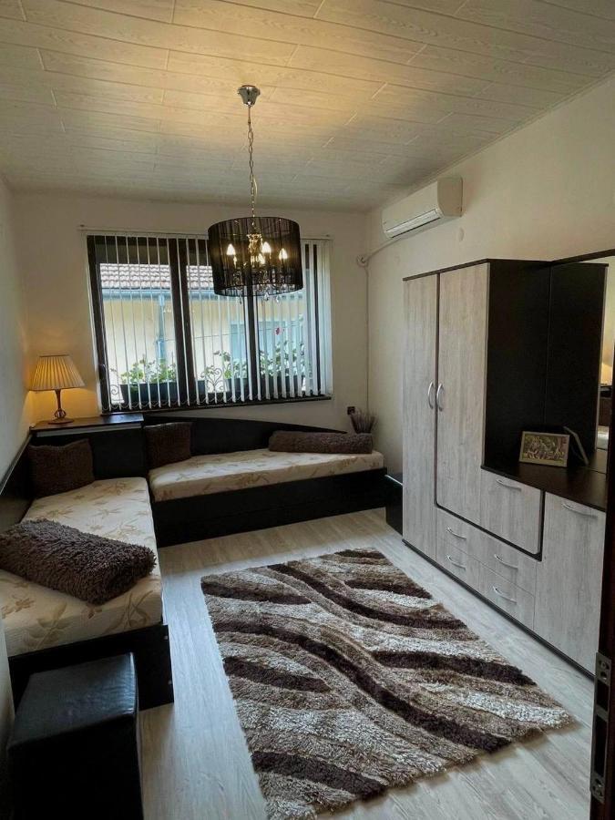 Z-Apartment In 特里亚夫纳 外观 照片